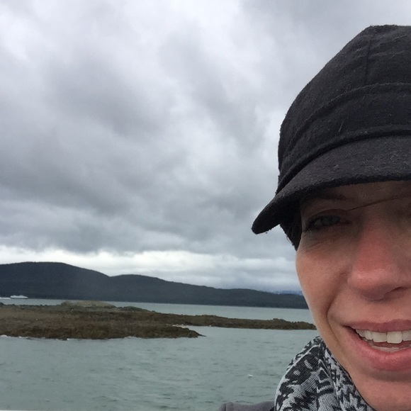 Meet your Posher, Susan - Picture 1 of 1